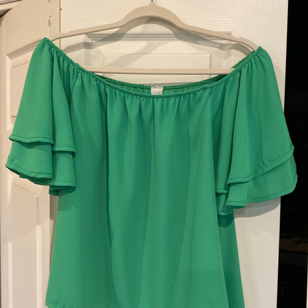 True Light Green Off Shoulder Top Size M